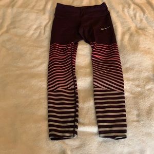 Purple, pink and white hombre Nike dry fit women’s leggings